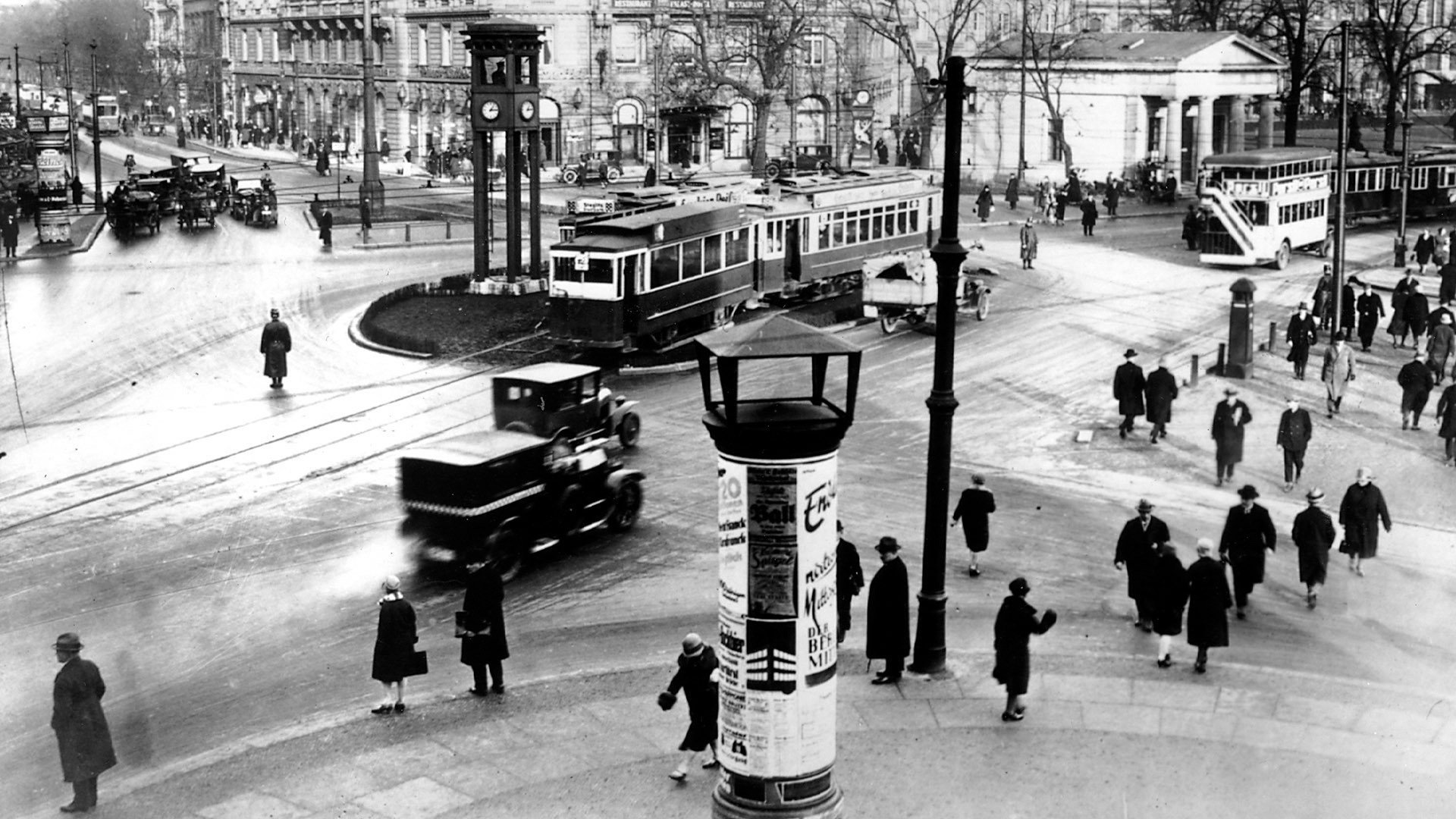 'Berlín: Die Sinfonie der Großstadt' Walther Ruttman. 1928