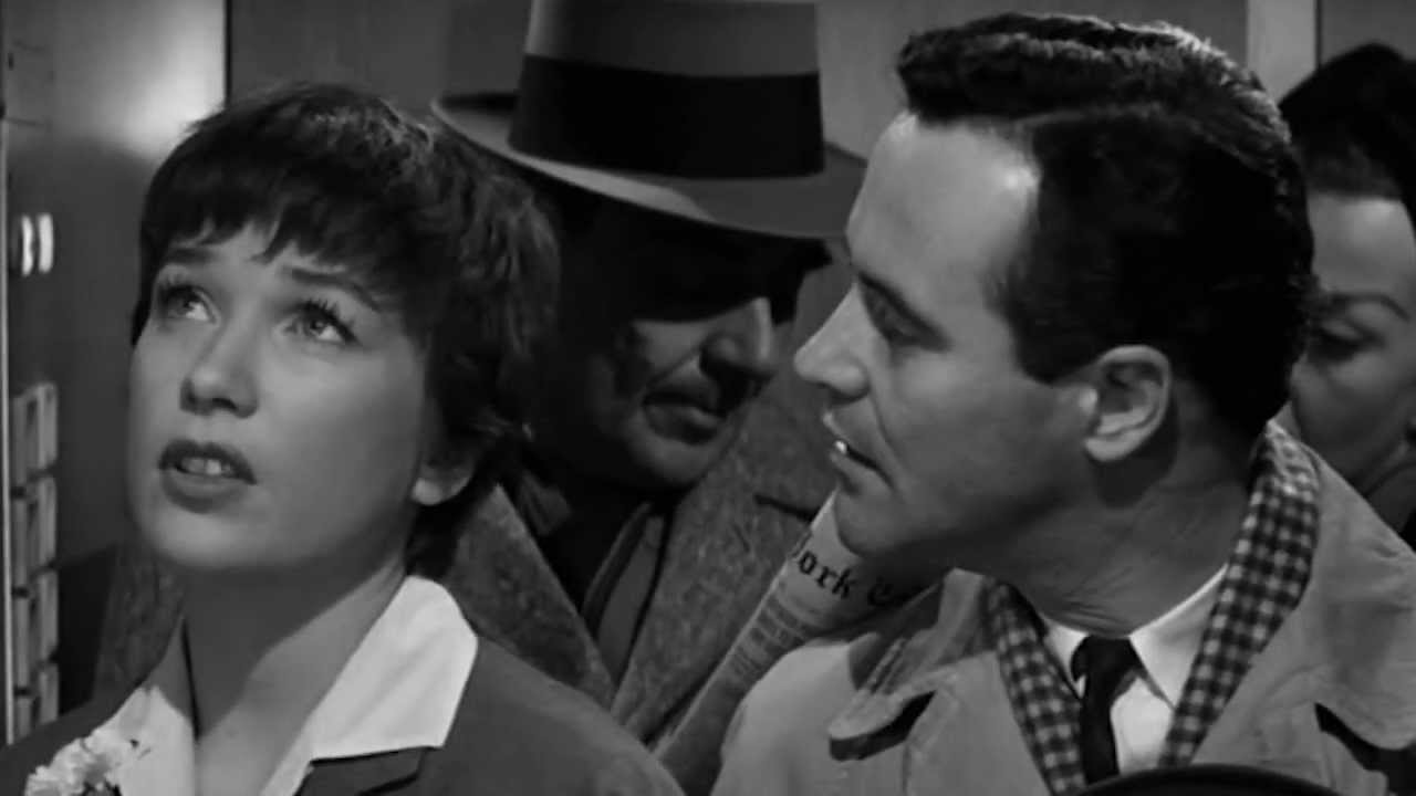 Shirley MacLaine and Jack Lemmon in The Apartment